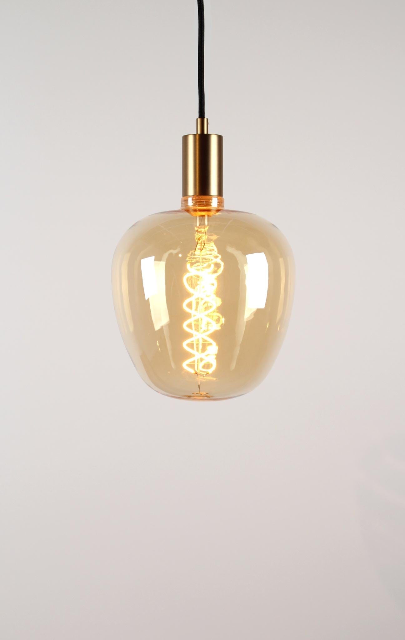 Vintlux E27 Dimmable LED Filament Lamp 4W S190 265lm 2200K - Kyodai Onixx Apple XXL Gold - Lightspares