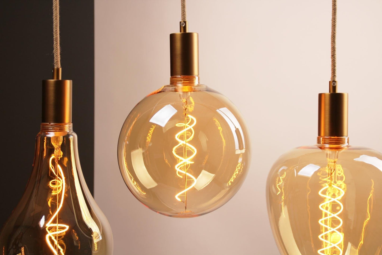 Vintlux E27 Dimmable LED Filament Lamp 4W S190 265lm 2200K - Kyodai Onixx Apple XXL Gold - Lightspares