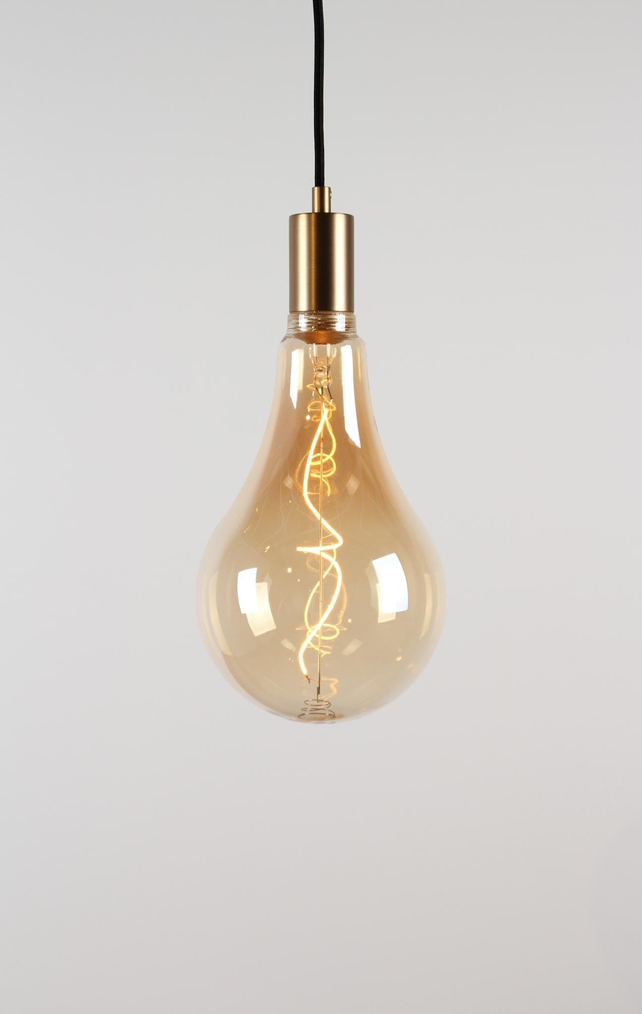 Vintlux E27 Dimmable LED Filament Lamp 4W AG165 265lm 2200K Kyodai Fira Pear XXL Gold - Lightspares